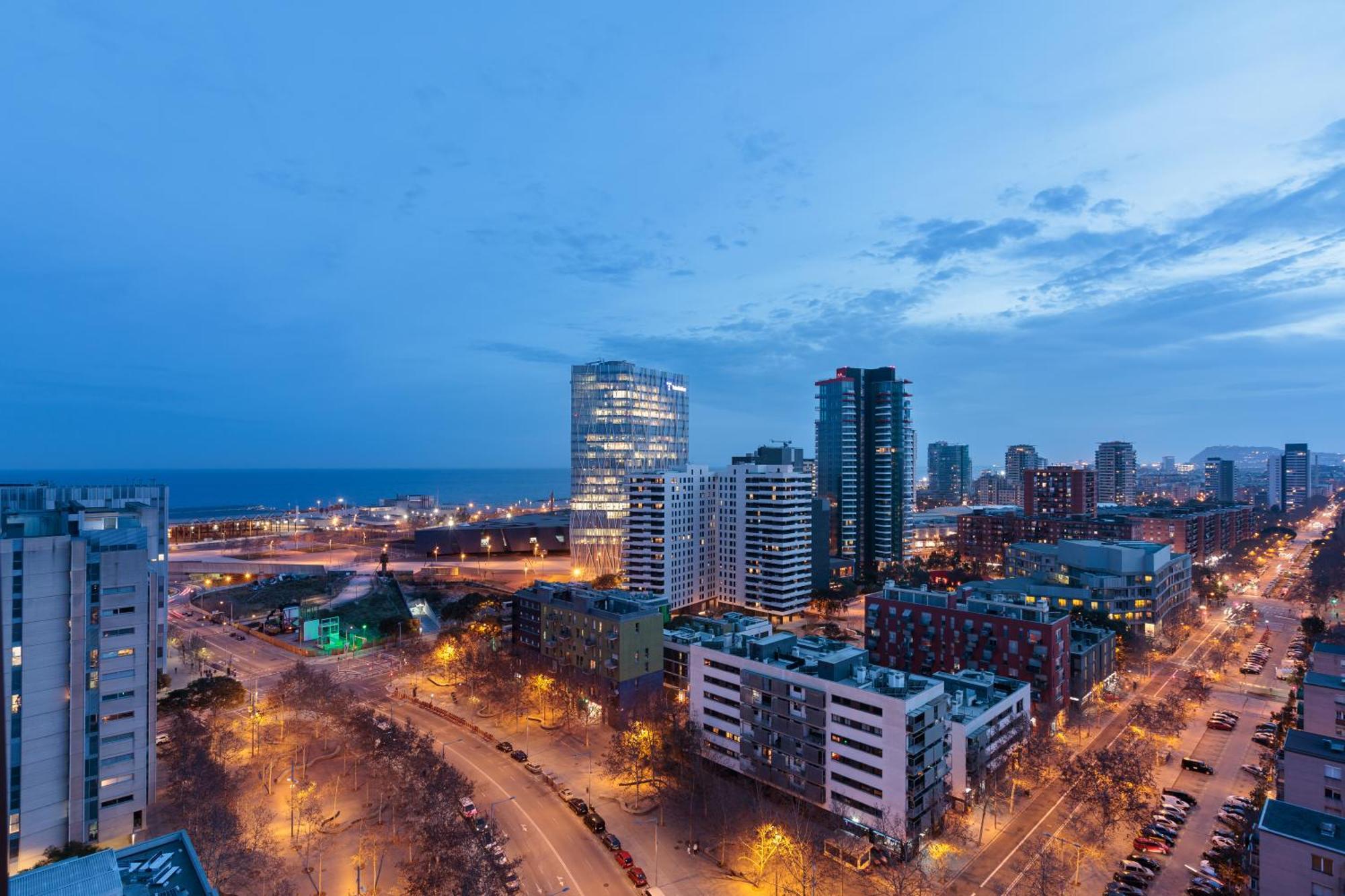 Tembo Barcelona Hotel Сант Адриа де Бесос Екстериор снимка