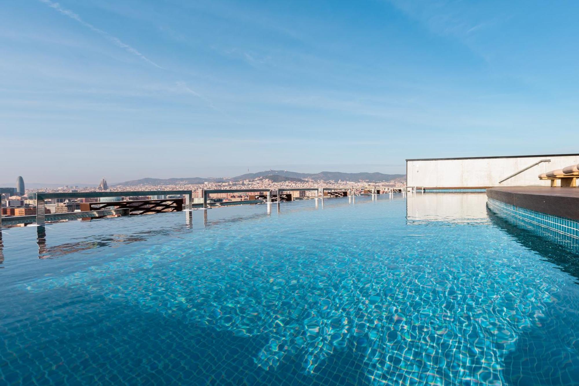 Tembo Barcelona Hotel Сант Адриа де Бесос Екстериор снимка