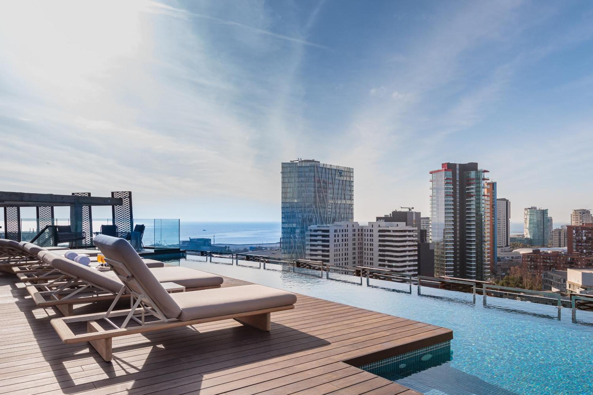 Tembo Barcelona Hotel Сант Адриа де Бесос Екстериор снимка