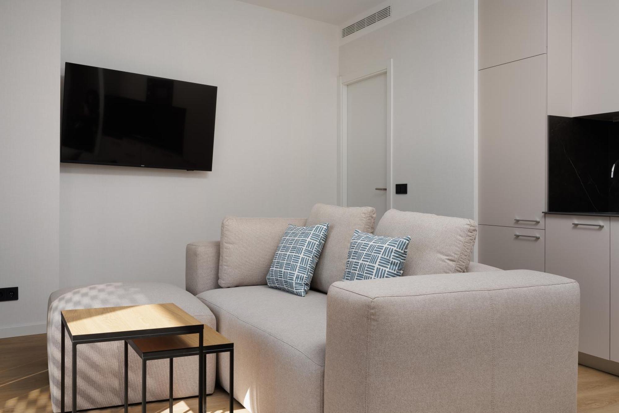 Tembo Barcelona Hotel Сант Адриа де Бесос Екстериор снимка