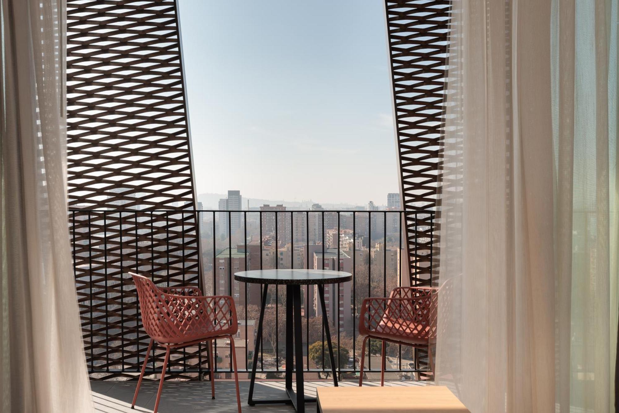 Tembo Barcelona Hotel Сант Адриа де Бесос Екстериор снимка
