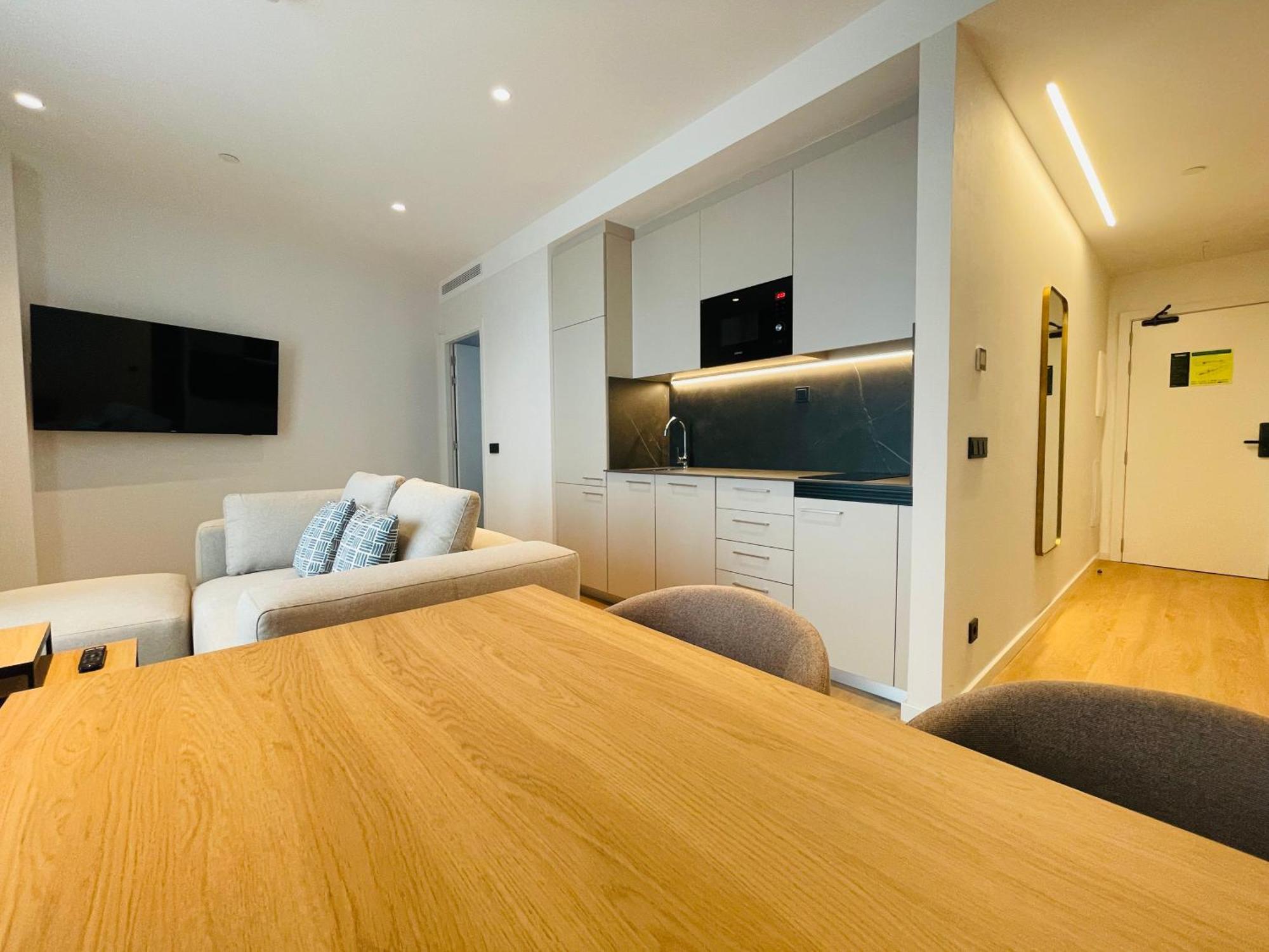 Tembo Barcelona Hotel Сант Адриа де Бесос Екстериор снимка