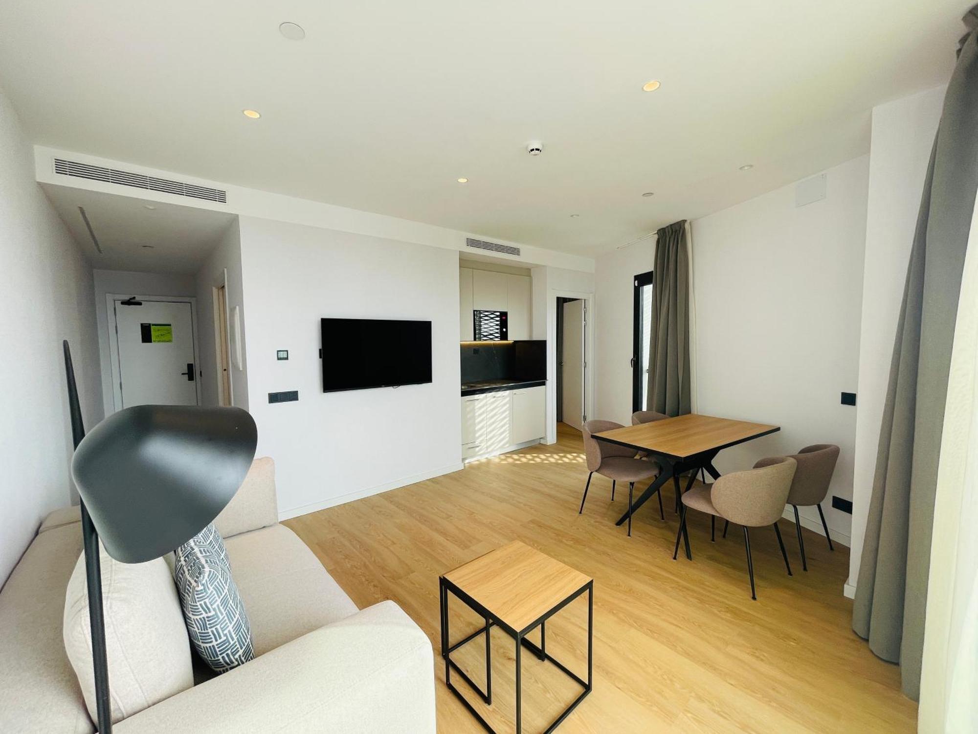 Tembo Barcelona Hotel Сант Адриа де Бесос Екстериор снимка