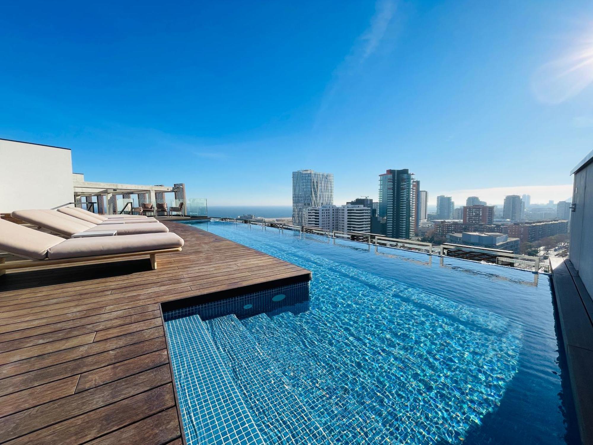 Tembo Barcelona Hotel Сант Адриа де Бесос Екстериор снимка